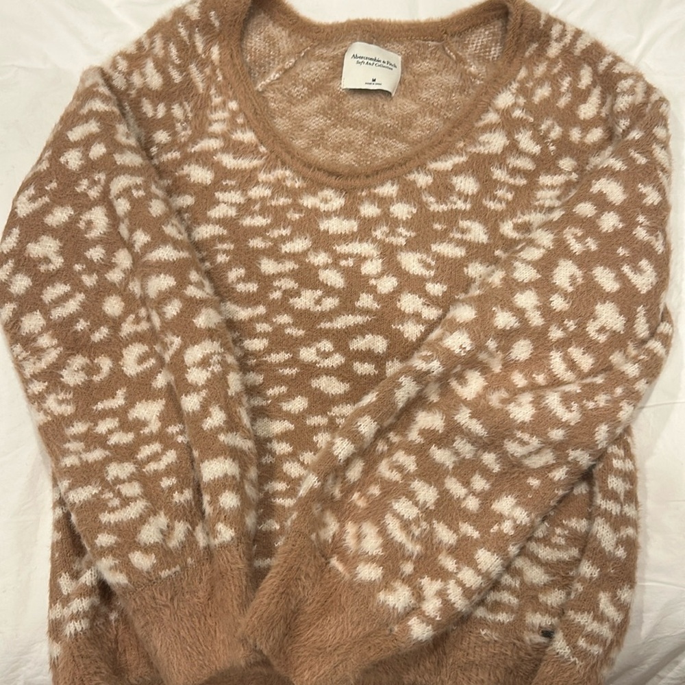 Abercrombie & Fitch warm sweater size medium